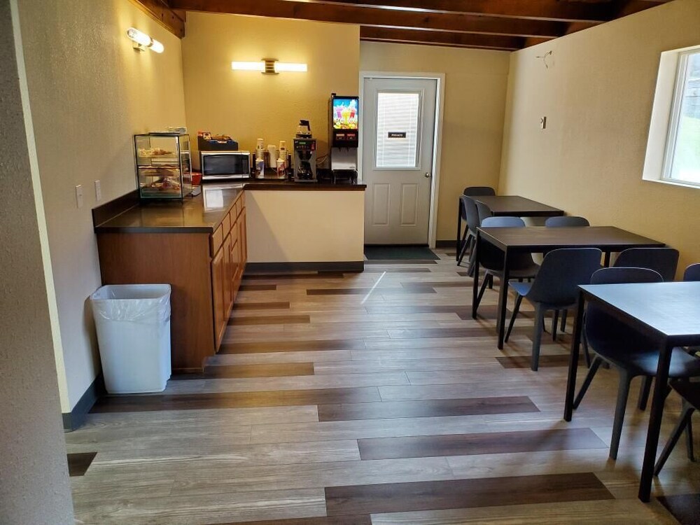 Bristlecone Motel - photo 45