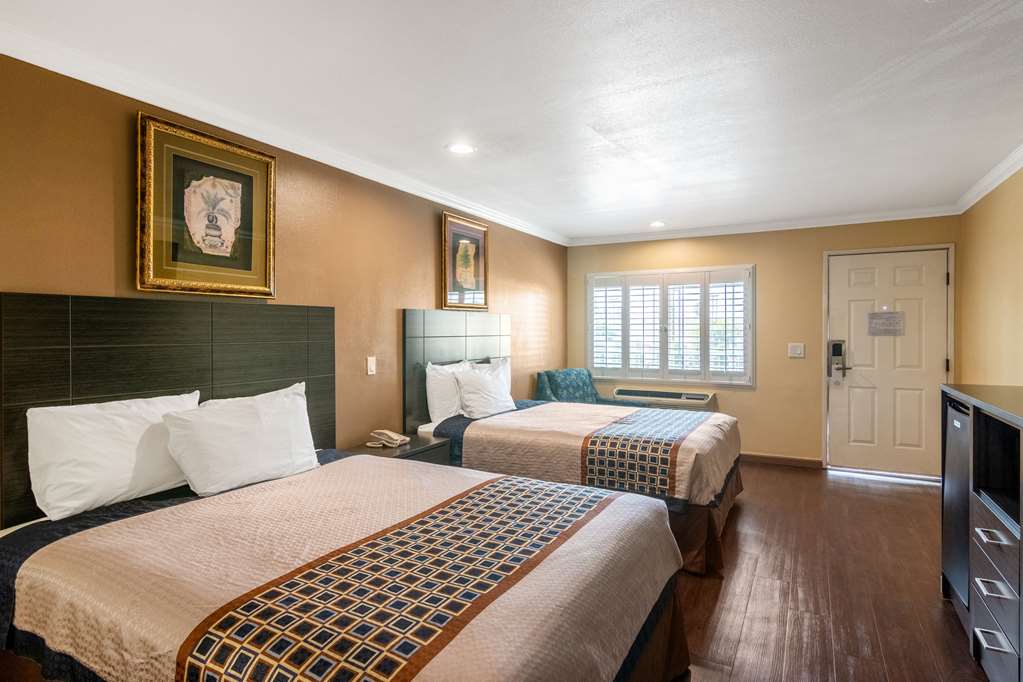 Rodeway Inn Artesia Cerritos - photo 21