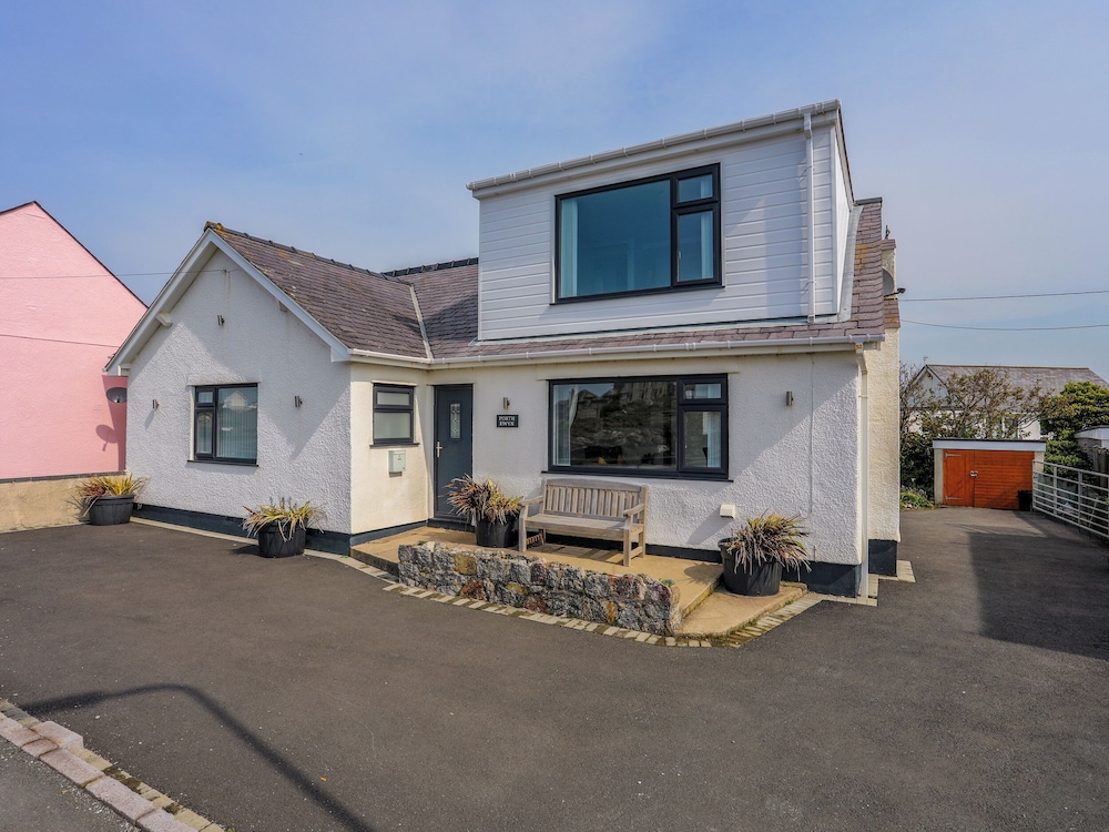 Porth Ewyn in Holyhead, United Kingdom