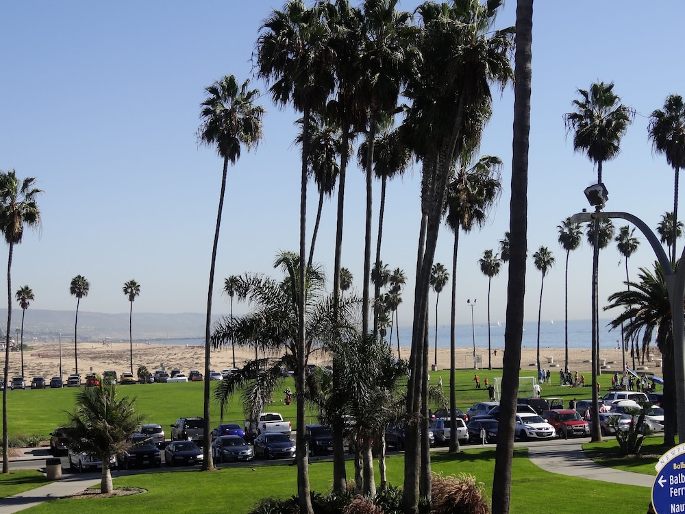 Balboa Inn On the Beach - photo 57
