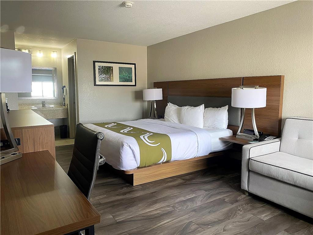 Quality Inn & Suites Near White Sands National Monument in Alamogordo, United States