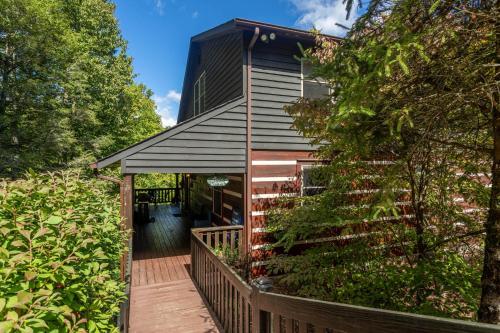 Amen Corner - carbon neutral hotel in Unknown City