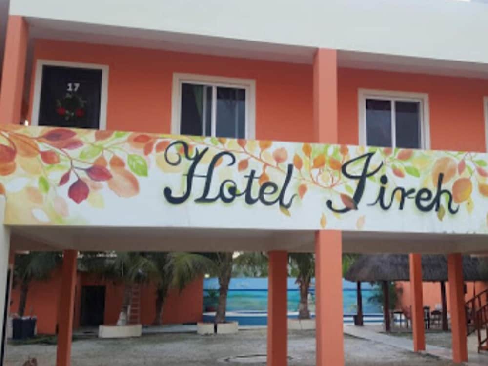 Hotel Jireh in Bacalar, Mexico