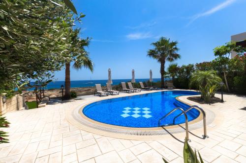 Villa Sea holly Front Line — 4-Star Luxury Hotel in Protaras, Cyprus