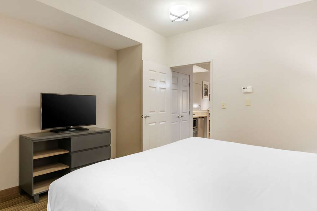 Country Inn & Suites by Radisson Columbia MO - photo 20