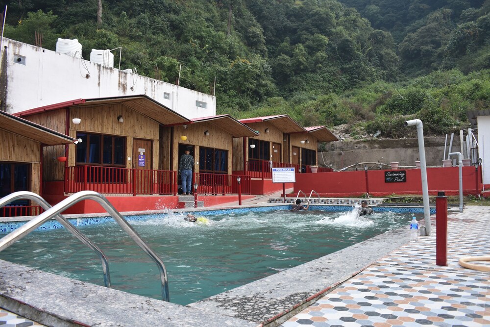 Grandeur's Tiger Estate — hotel in Bijni