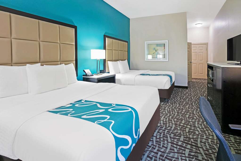La Quinta Inn & Suites by Wyndham Paris - photo 15