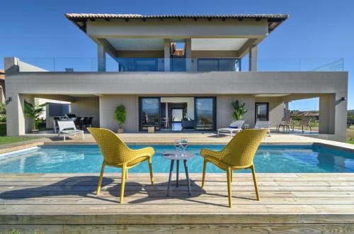 Hill House Plettenbergbay — 4-Star Luxury Hotel in Plettenberg Bay, South Africa