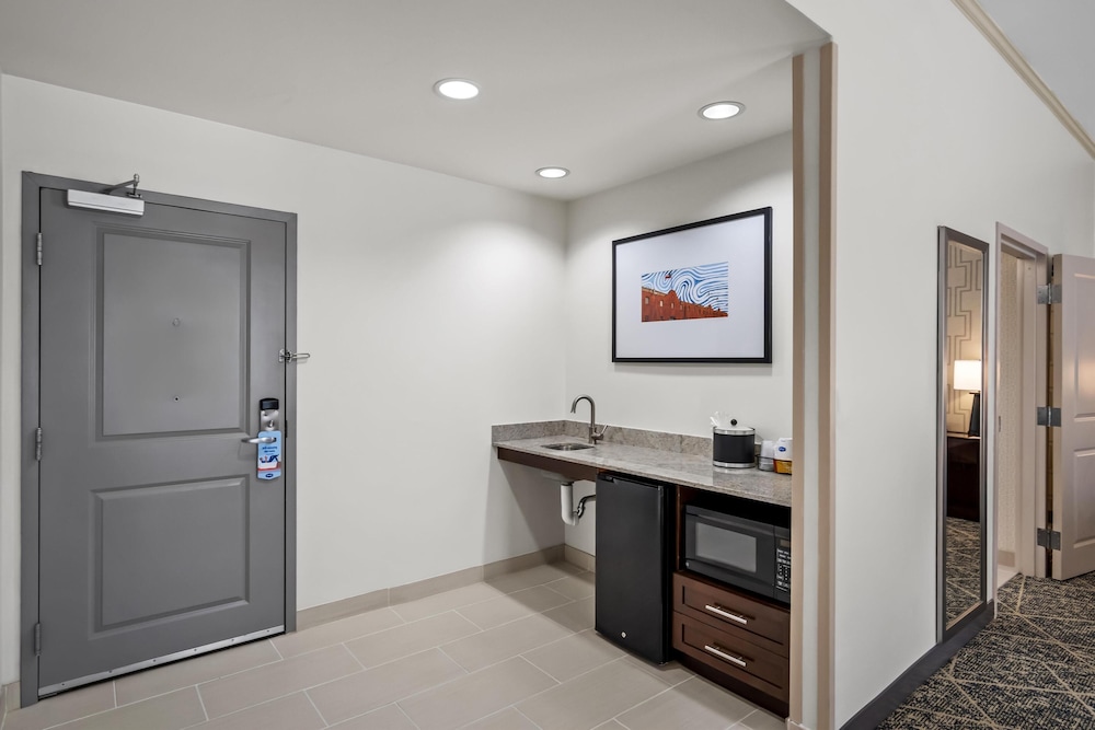 Hampton Inn & Suites Trophy Club Fort Worth North - photo 22