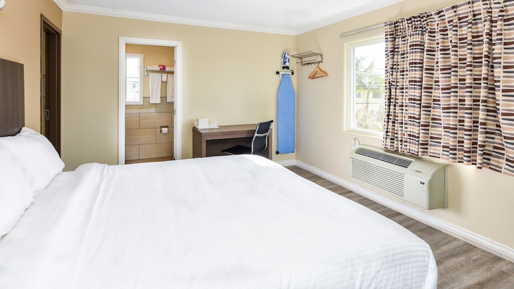 Sea Rock Inn Long Beach - photo 33