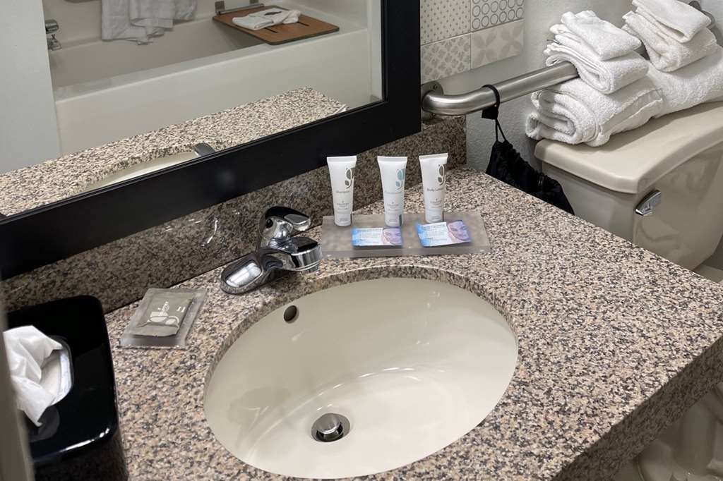 Country Inn & Suites by Radisson Merrillville IN - photo 21