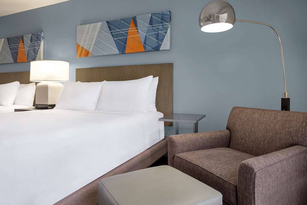 Hyatt House Bryan College Station - photo 18