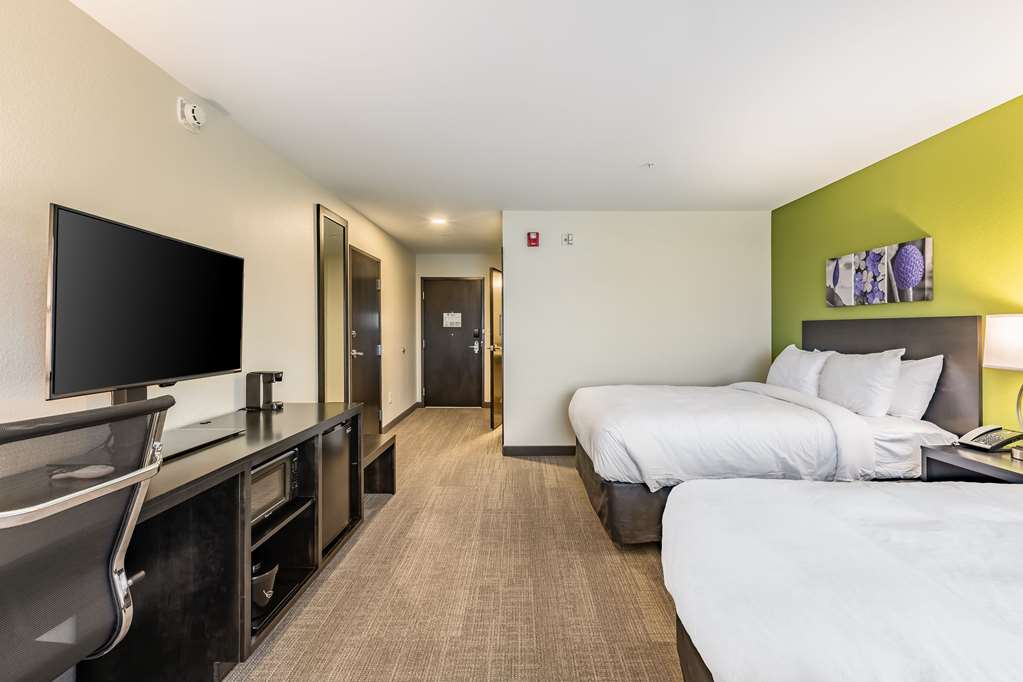 Sleep Inn & Suites Mt. Hope near Auction & Event Center - photo 15