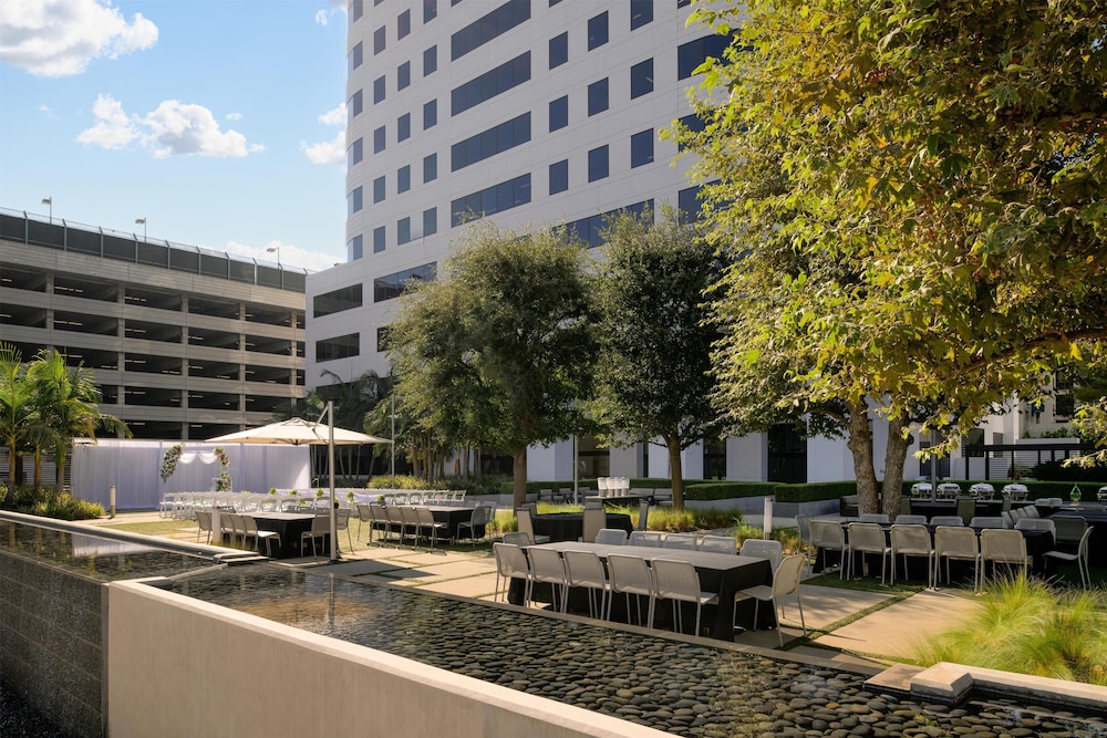 Hilton Woodland Hills Los Angeles - photo 72