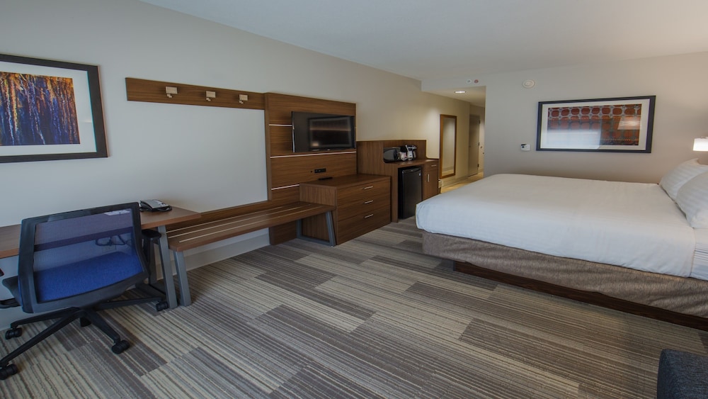 Holiday Inn Express Gatlinburg Downtown by IHG - photo 19