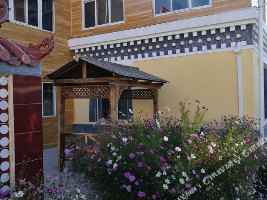 Gonghejinhaiwandujiajiudian in Gonghe, People's Republic of China