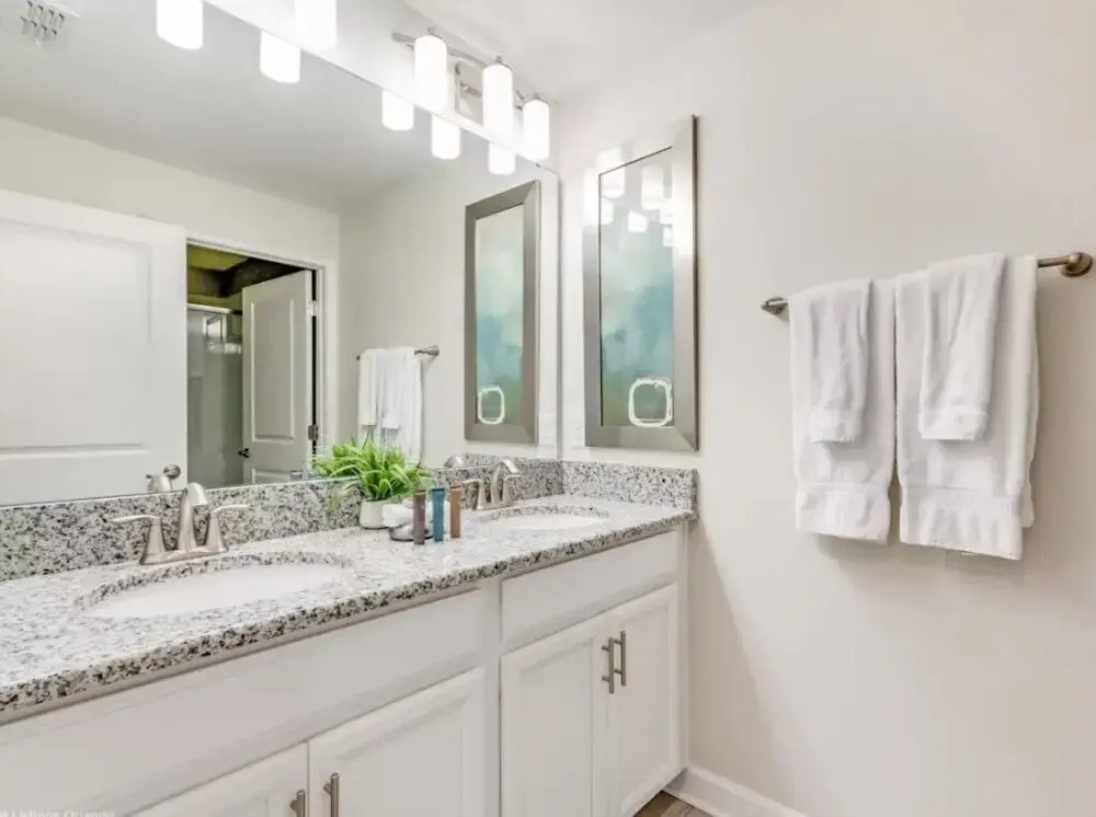 Upscale Champions Gate Townhome 4 Bed - photo 15