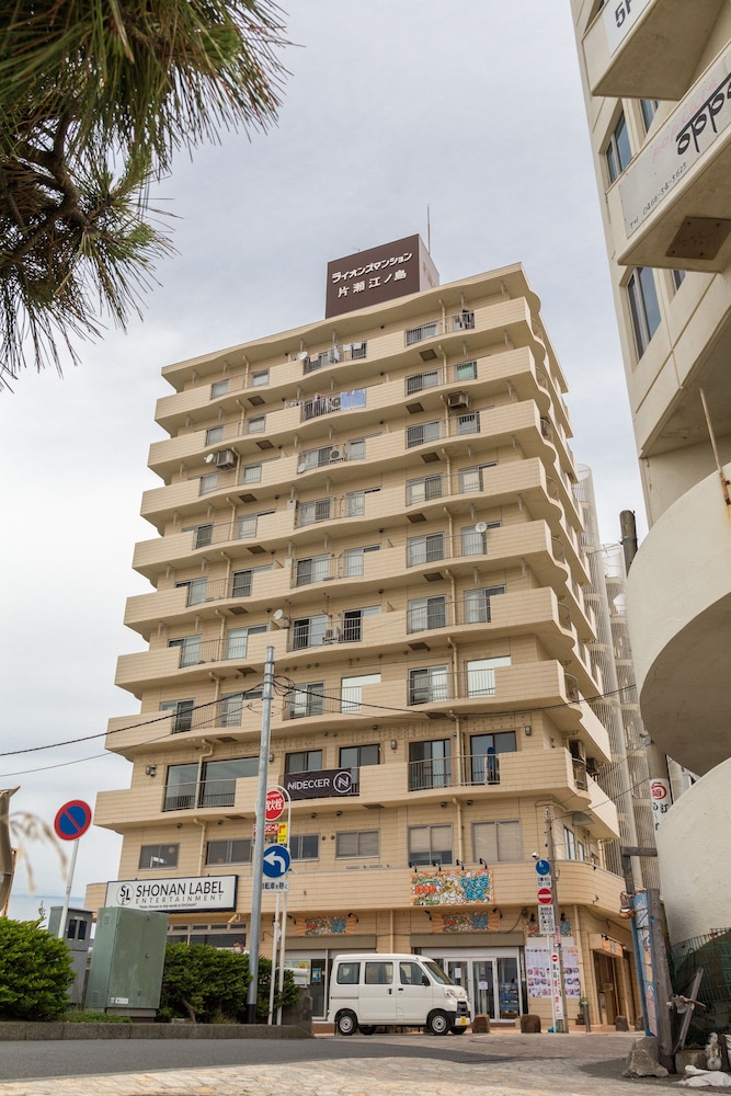 Kishu Railway Katase Enoshima Hotel — Fujisawa