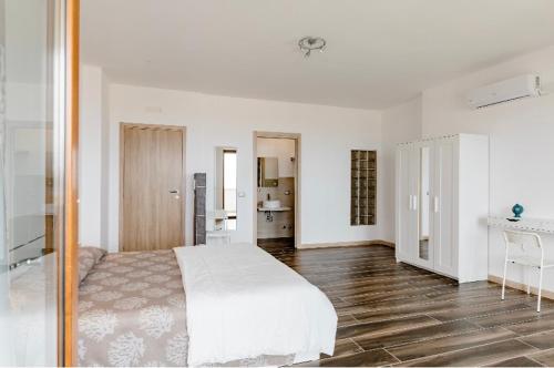 Manfredi Sea Room — Vieste — photo 4