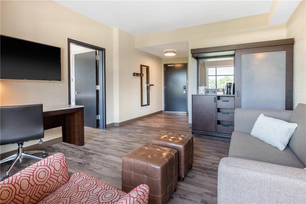 Cambria Hotel College Park - photo 21