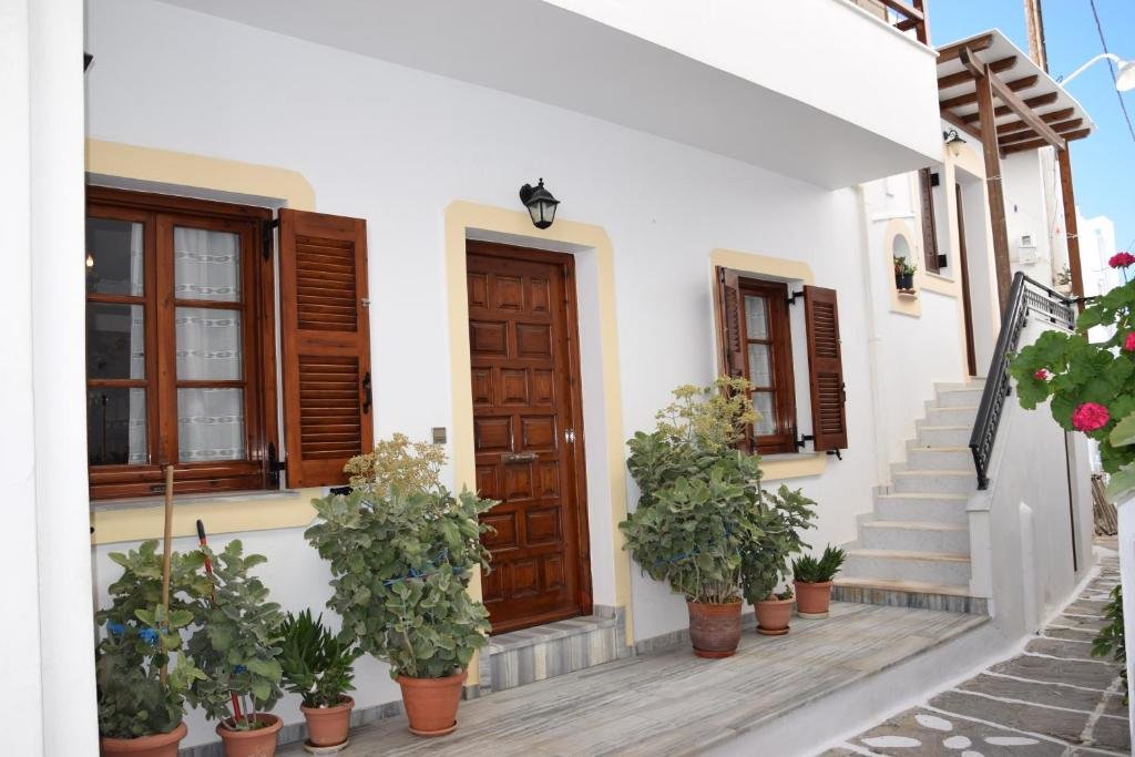 Naoussa Center Cycladic House — 4-Star Luxury Hotel in Naousa, Greece