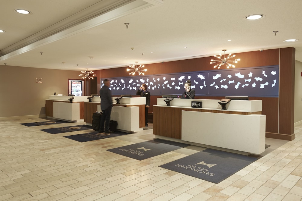 Doubletree by Hilton Bloomington Minneapolis South - photo 2
