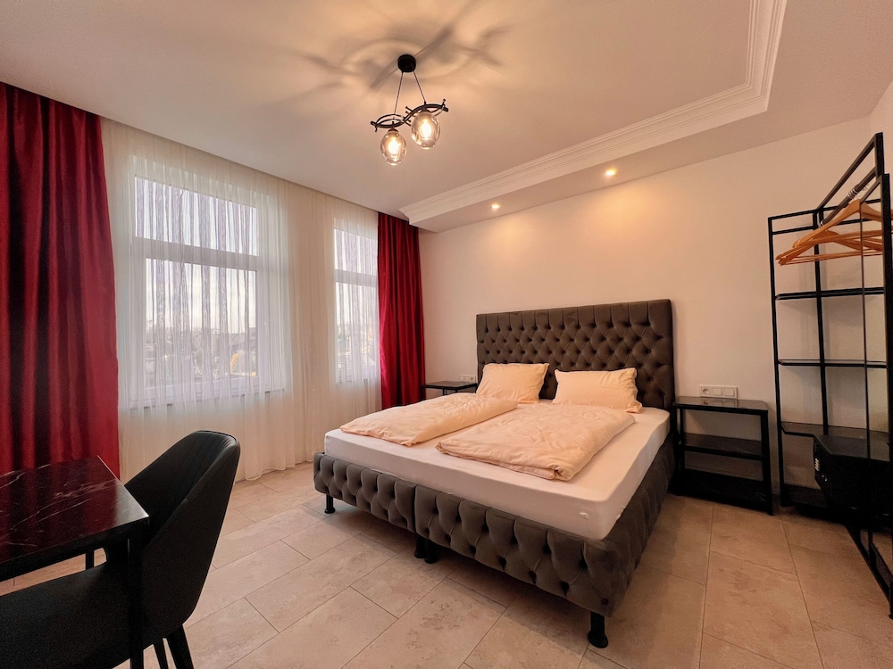 Durmaz Hotel — Hannover