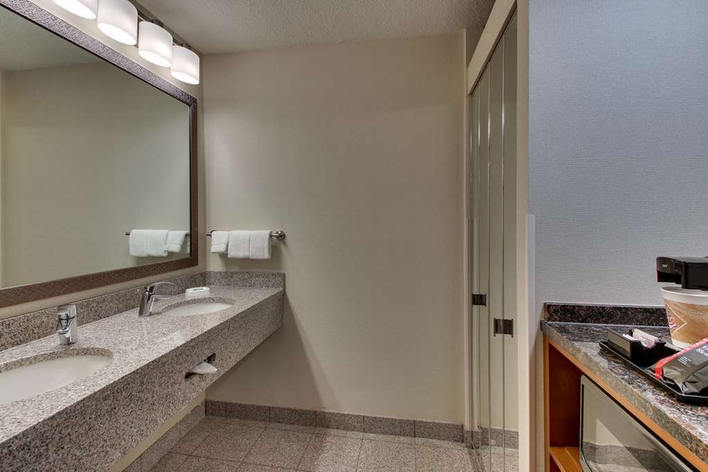 Pear Tree Inn St. Louis Airport - photo 18