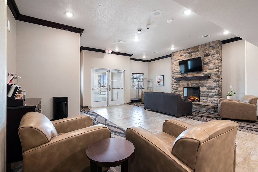 Cobblestone Inn & Suites Yuma - photo 11