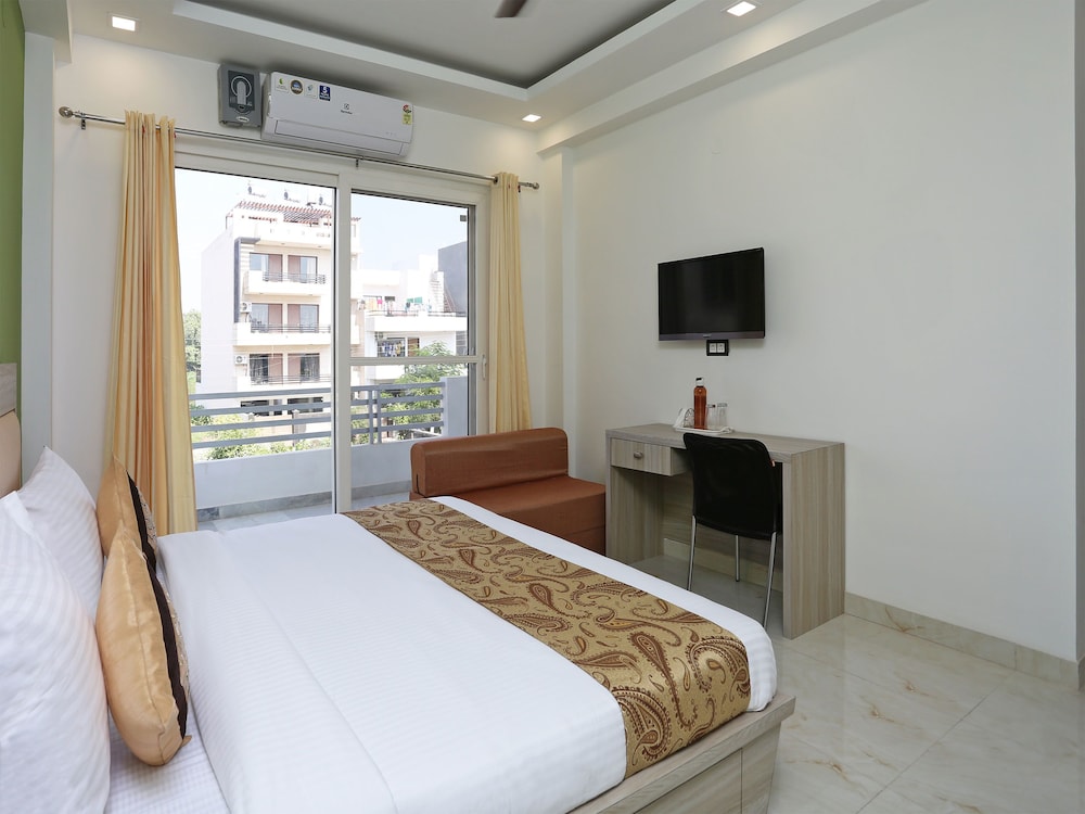 Oyo 9934 Hotel Nirmal Niwas