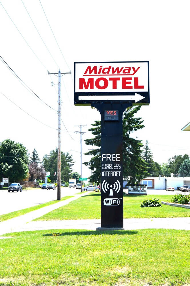 Midway Motel - photo 12