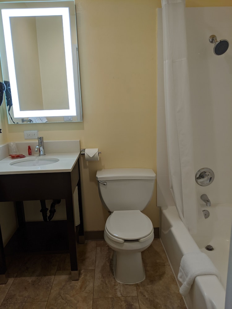 Surestay Hotel By Best Western Portland City Center in Portland, Australia