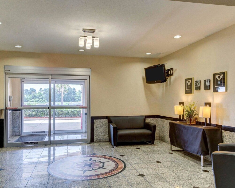 Suburban Extended Stay LaPlace - photo 5