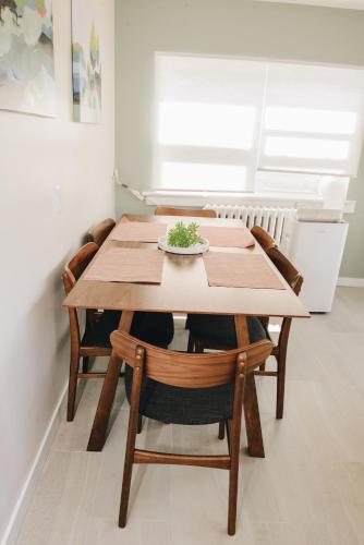 JstLikeHome Old Town in Ottawa, Canada