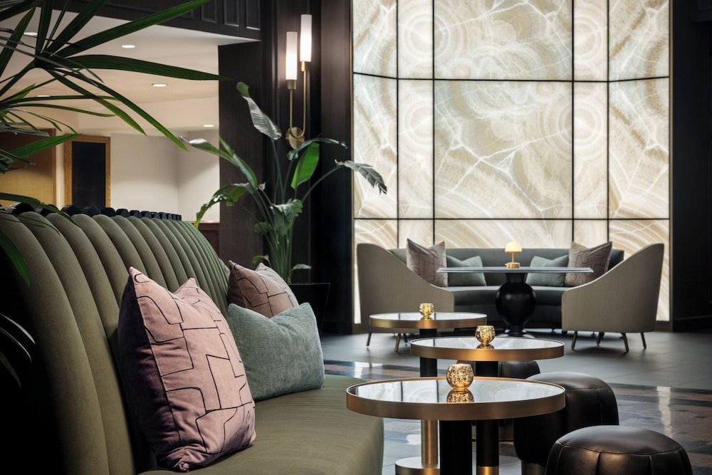 Omni Severin Hotel - photo 3