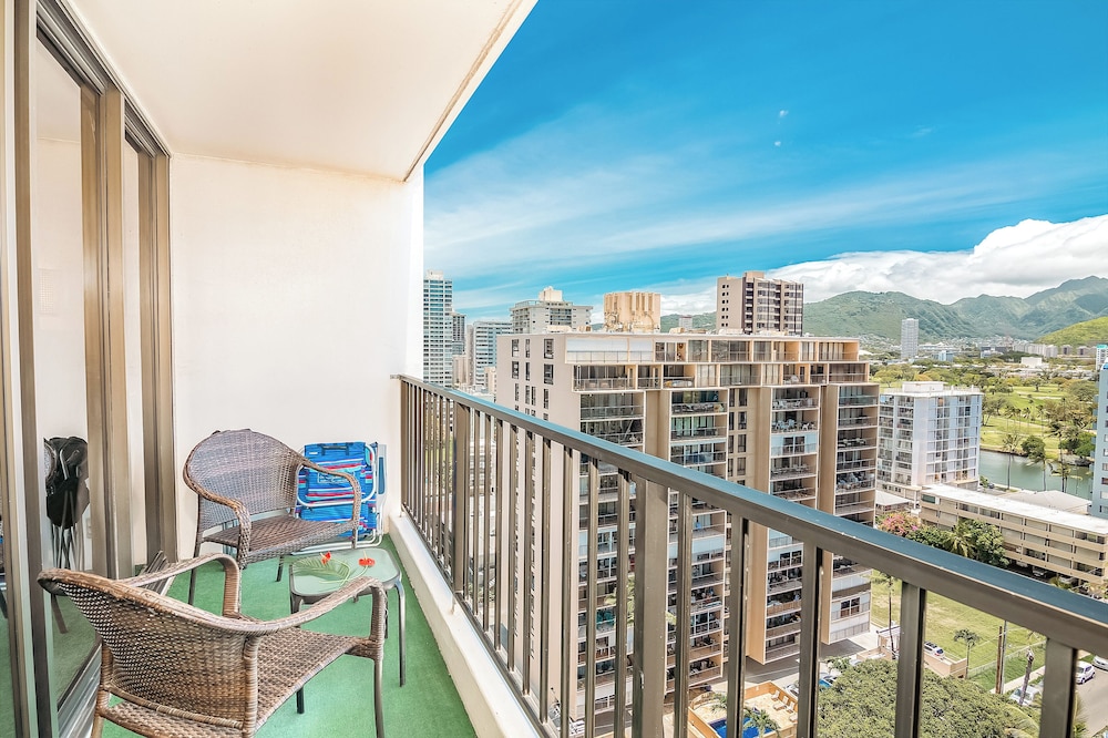 Sea Shore Vibes in 1br W Mountain Views - photo 83