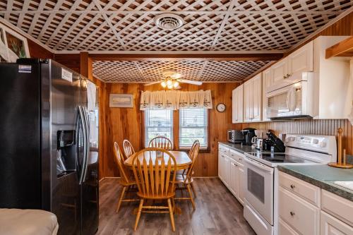 Beside the Sea by Oak Island Accommodations - photo 10