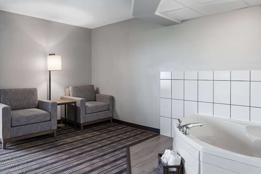 AmericInn by Wyndham Beaver Dam - photo 35
