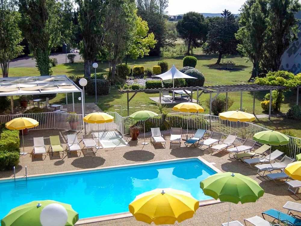 Ibis Styles Marseille Provence Aeroport — Vitrolles