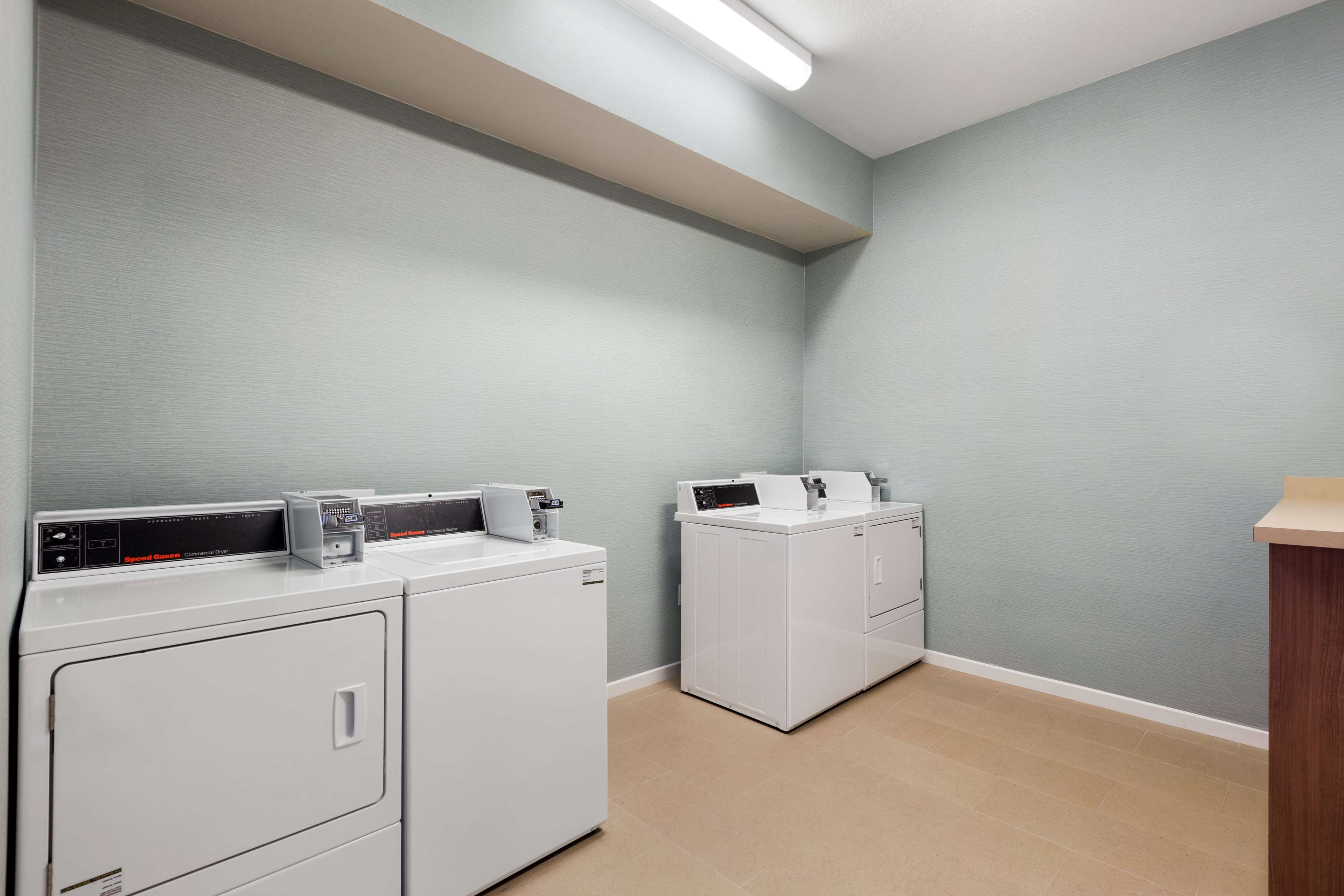 Hampton Inn Bartow - photo 13