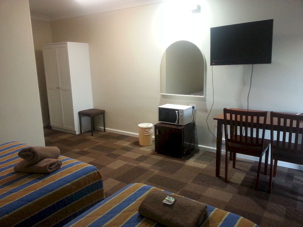 Cobar Motor Inn — Cobar