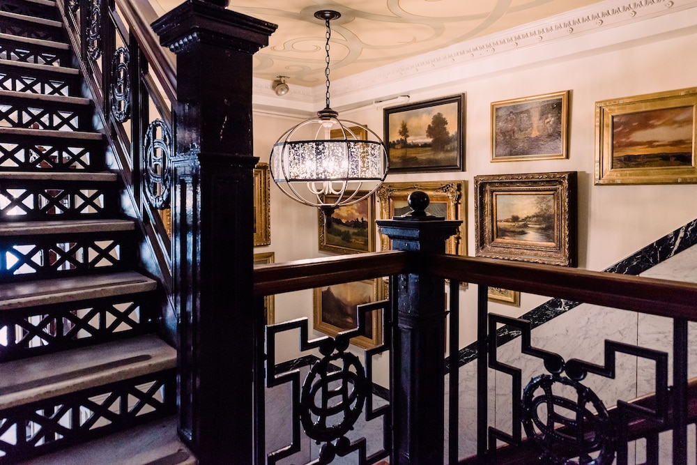 The Oxford Hotel - photo 79