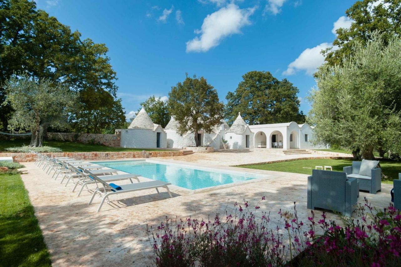 HelloApulia Charming Trulli Almadari in Cisternino, Italy