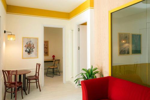 Masterfully Designed Apartment By Wehost