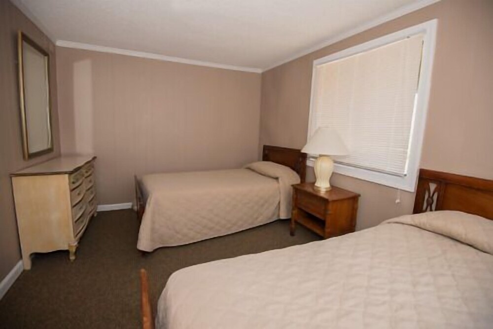 Avon Cottages - photo 13