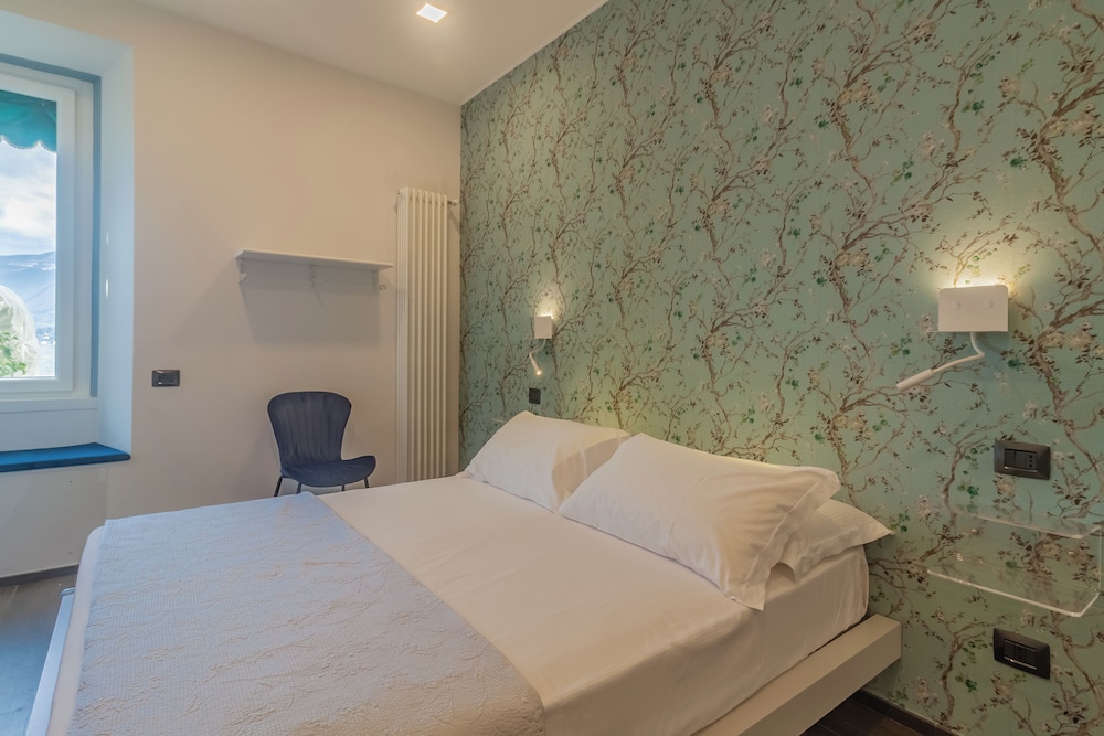 Terrazza Mazzini Deluxe — 4-Star Luxury Hotel in Bellagio, Italy