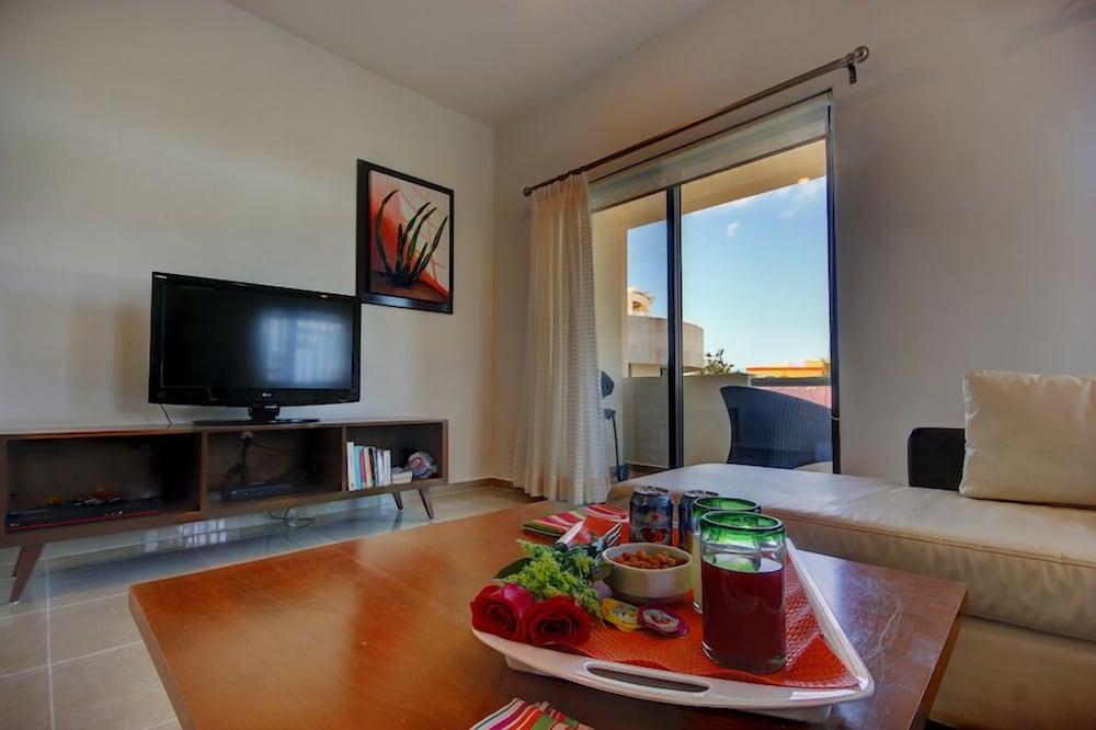 Riviera Maya Suites