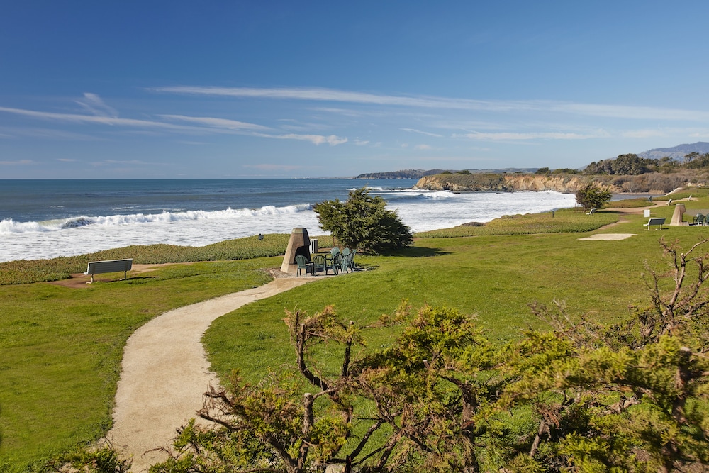 Cavalier Oceanfront Resort - photo 28