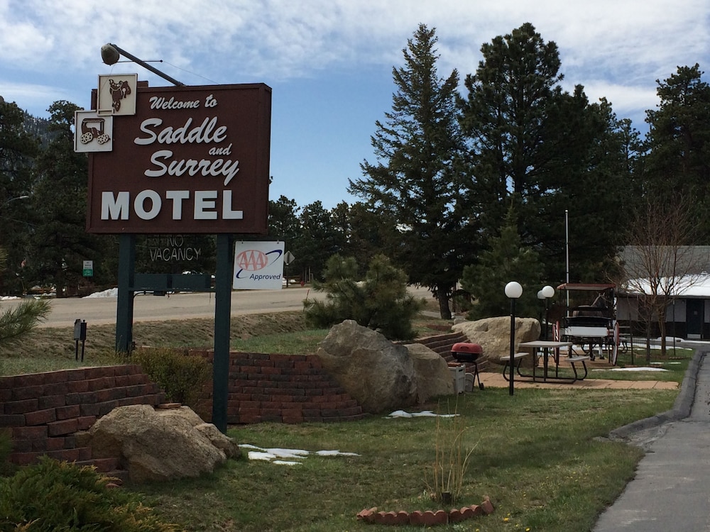 Saddle & Surrey Motel — hotel in Estes Park
