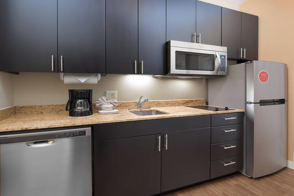 TownePlace Suites by Marriott Lake Jackson Clute - photo 7